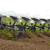 Charrue réversible DS Machines pour l'agriculture