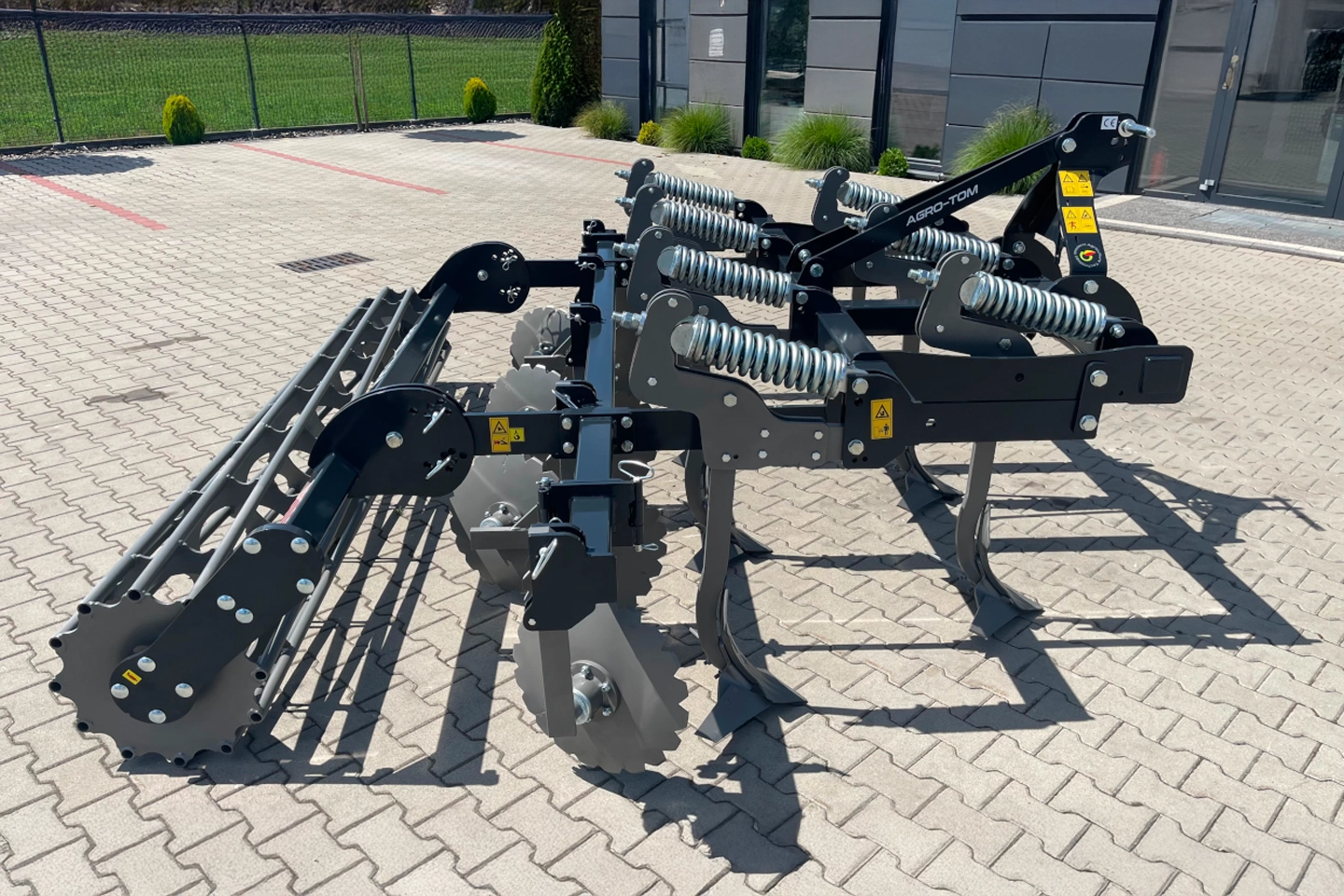 Combinés de déchaumage Machines pour l'agriculture