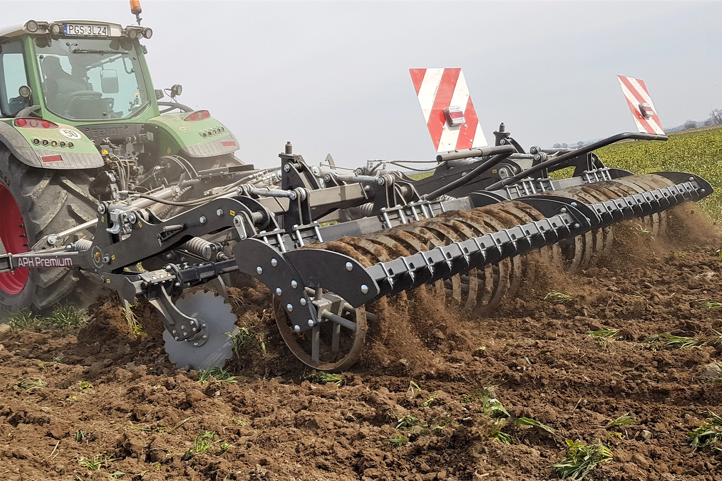 Combinés de déchaumage et de préparation du sol APH Premium pour les très grandes fermes Machines pour l'agriculture