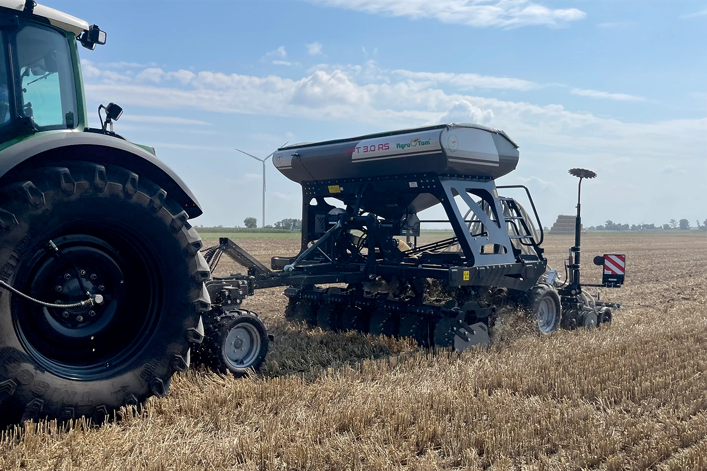 Combinés de préparation du sol et de semis SPT RS Machines pour l'agriculture
