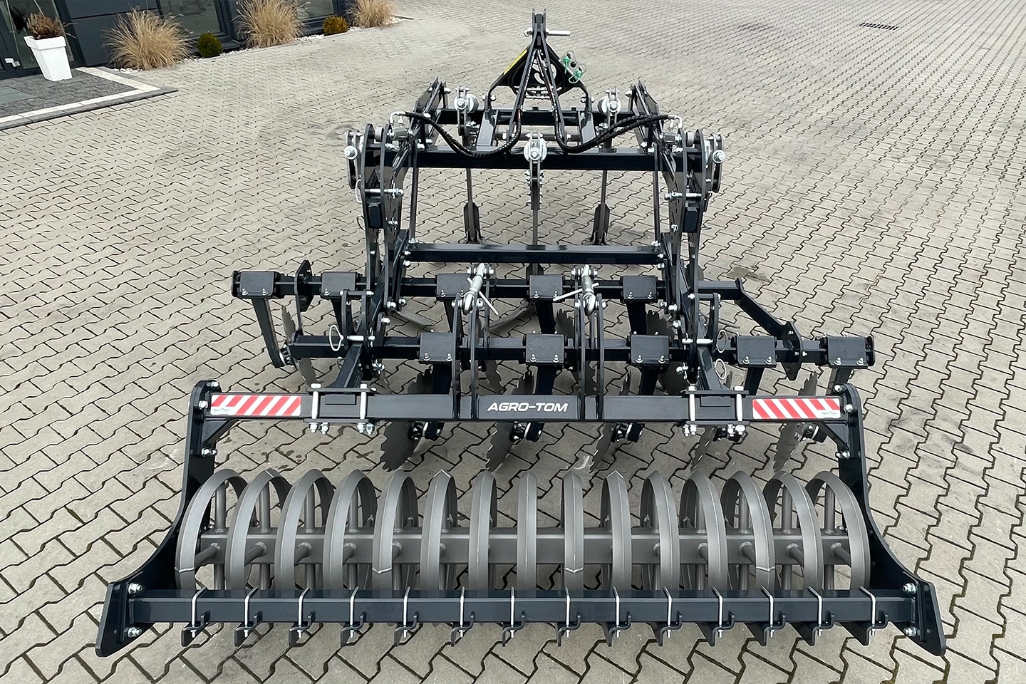 Grand combinés de déchaumage T XL 2,1 4m Machines agricoles France