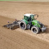 Outils de préparation du sol KMH Largeur 6m Fabricant de machines agricoles