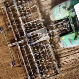 Outils de préparation du sol KMH Largeur 6m Machines pour l'agriculture