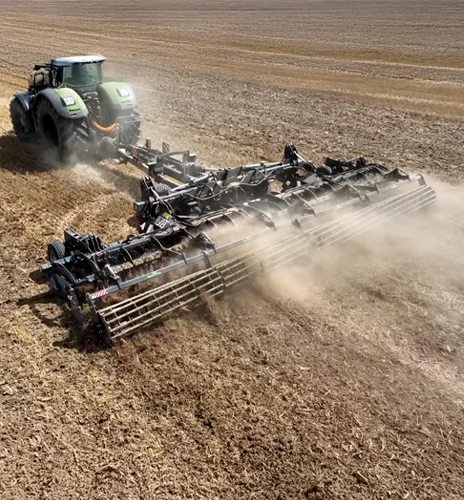 Fabricant de machines agricoles Agro-Tom Pologne Machines pour l'agriculture