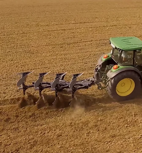 Fabricant de machines agricoles AgroTom nouvelle génération